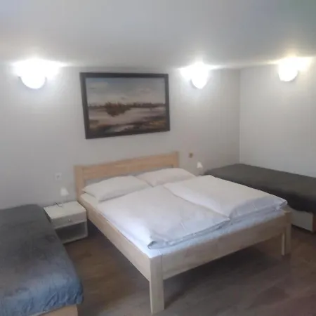 Apartma Hluboka Hluboká nad Vltavou Exterior photo